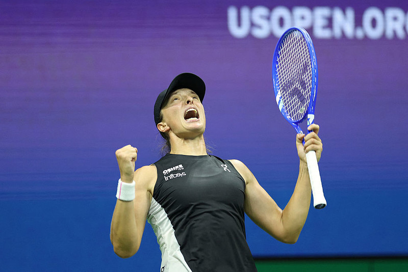 US Open: Świątek w 1/8 finału, koniec turnieju dla Majchrzaka i Fręch