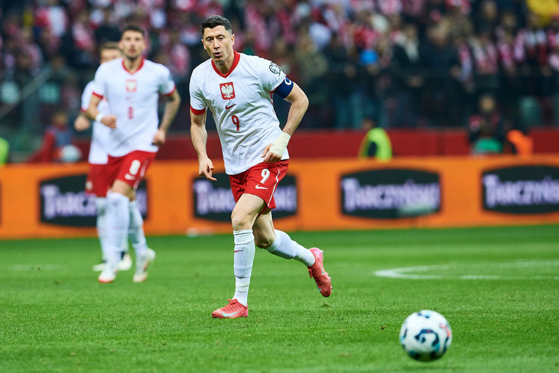 Polska z Holandią w eliminacjach MŚ 2026. Debiut Urbana, powrót Lewandowskiego