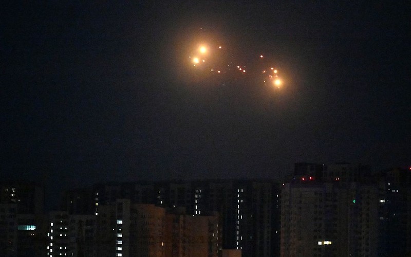 Kolejny zmasowany atak Rosji na Ukrainę przy użyciu dronów i rakiet