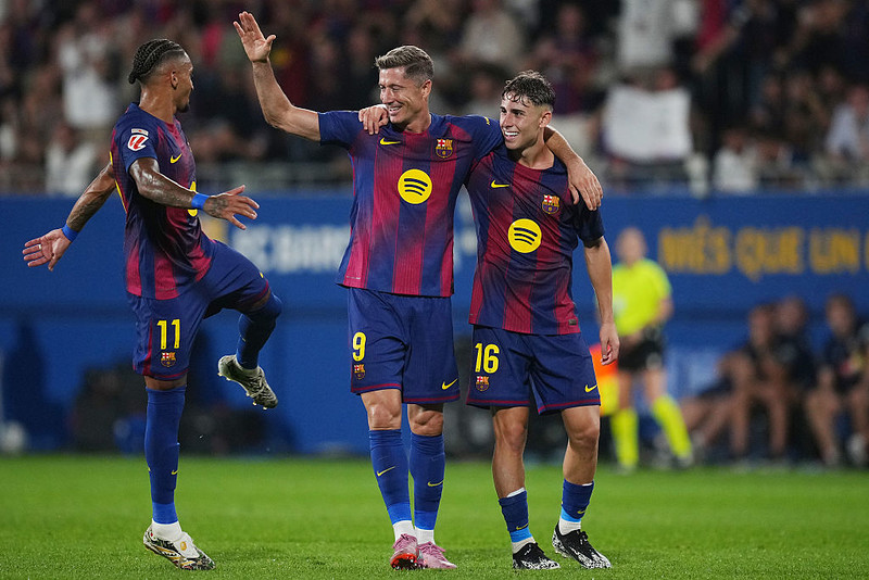 Dwa gole Lewandowskiego. Barcelona rozbiła Valencię na obiekcie treningowym