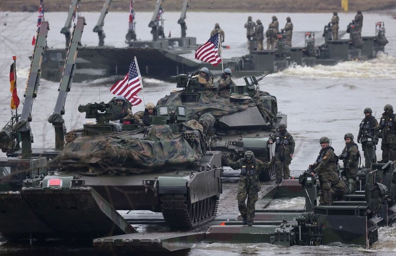 Poll: 67 percent of Poles surveyed believe that allies will help us in the event of a Russian attack