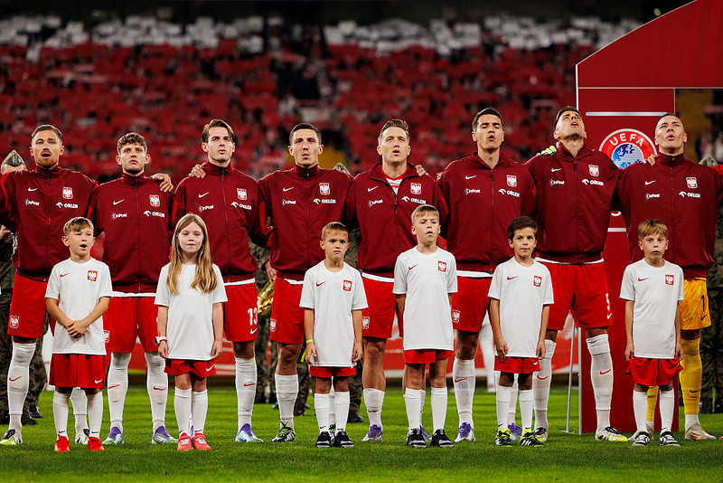 Ranking FIFA: Awans Polski na 36. miejsce, Hiszpania nowym liderem
