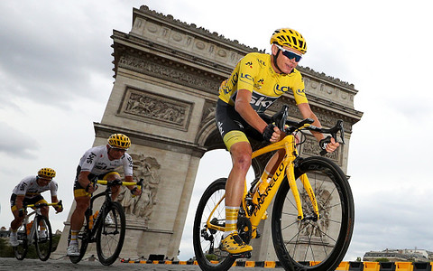 British Chris Froome won the biggest Tour de France cycling race for the fourth time