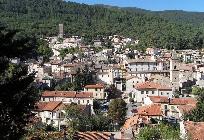 Italy: More than 300 foreigners have moved into a depopulating town in Abruzzo