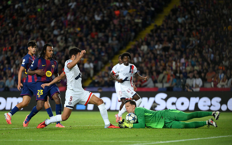 Champions League: Barcelona loses to PSG, Karabakh secures second victory 