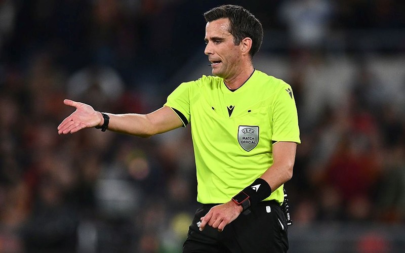 Belgian Lambrechts is the main referee of the friendly match between Poland and New Zealand