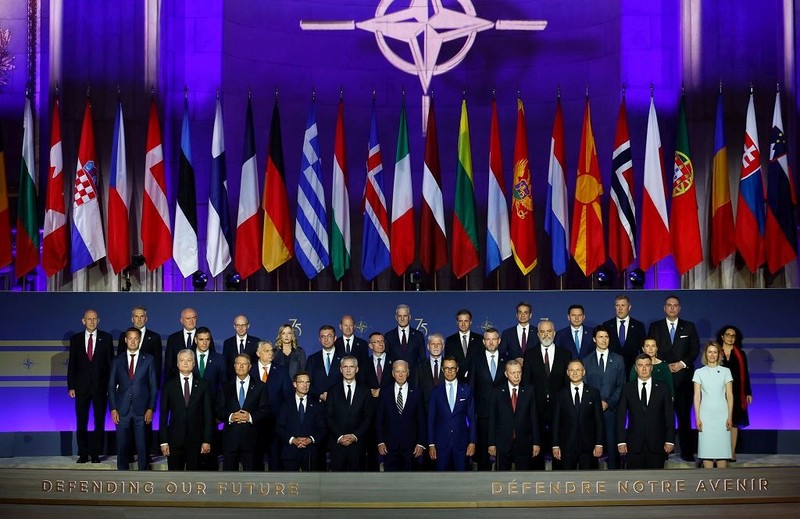 NATO rozważa zastosowanie zbrojnej odpowiedzi na rosyjską wojnę hybrydową