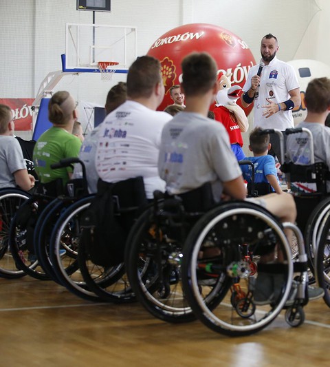 140 children in the 10th camp with Martin Gortat in his hometown of Lodz