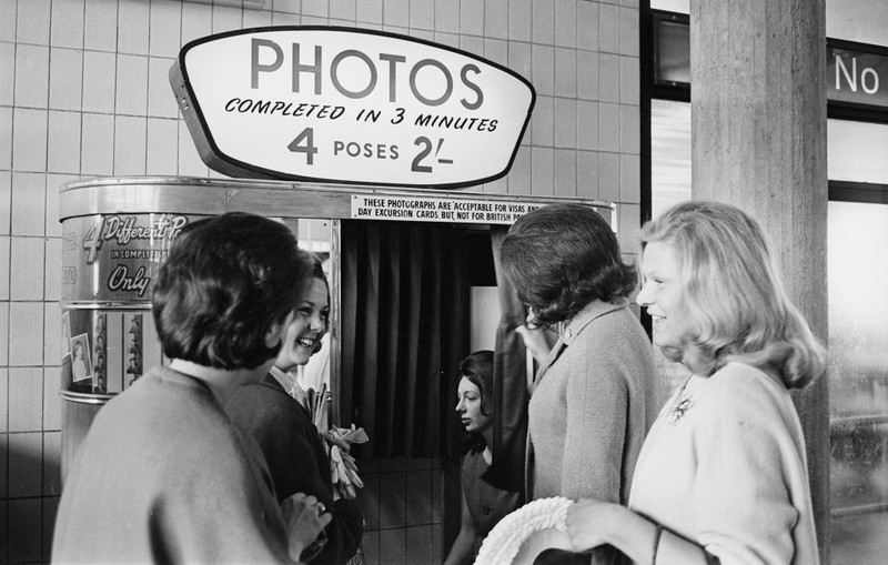 Londyn: Wystawa na 100-lecie powstania fotobudki w Photographers’ Gallery