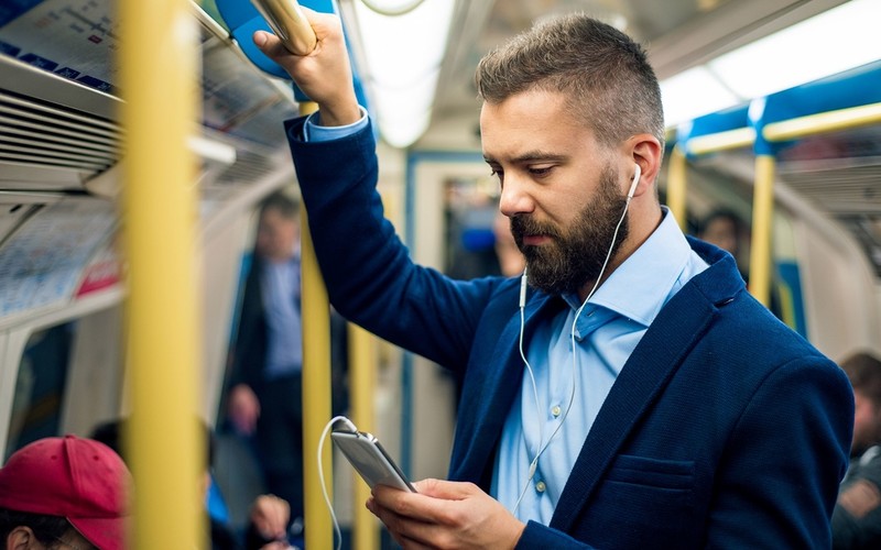 TfL krytykowane za "rażący" brak egzekwowania przepisów dotyczących hałasu w sieci transportowej