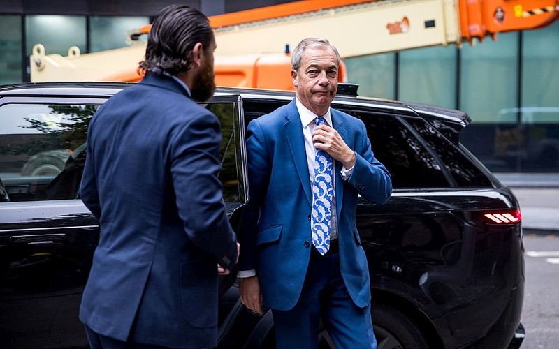 Afgański imigrant skazany na pięć lat więzienia za wideo z groźbą zabicia Farage'a