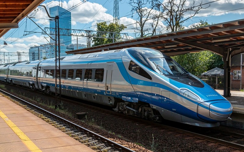 The Pendolino will run from Gdynia all the way to the Tatra Mountains. The first run is on December 