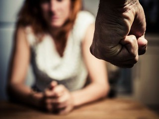 Jesteś ofiarą przemocy w rodzinie? Zadzwoń!