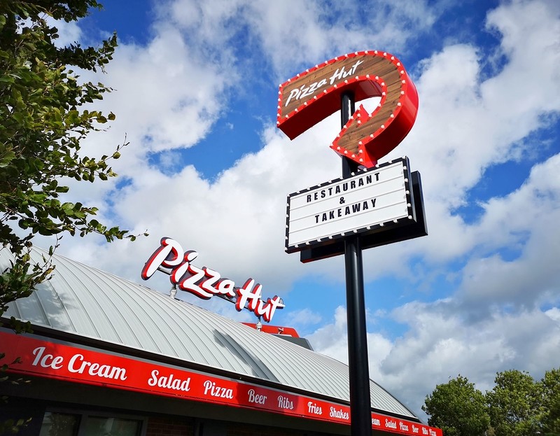 UK: Pizza Hut ujawniła lokalizacje do zamknięcia. Zniknie 68 punktów