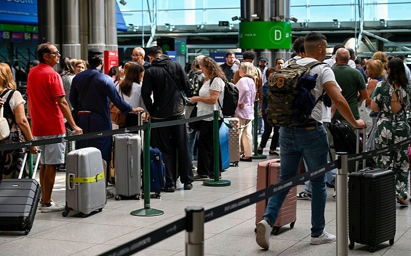 Portugalia: Wdrażanie systemu EES powoduje chaos na lotniskach
