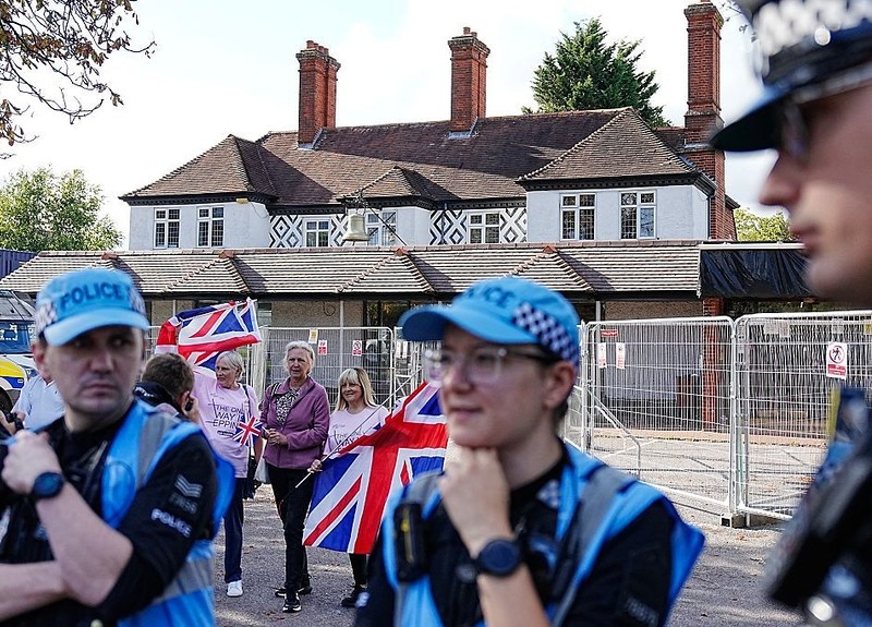 Poszukiwany jest azylant skazany za napaść na 14-latkę. Omyłkowo zwolniono go z więzienia