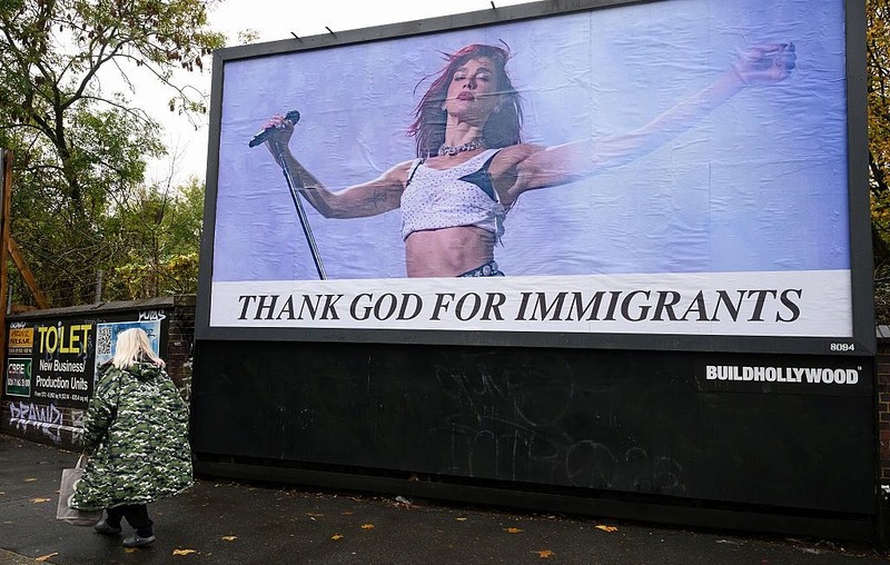 Dua Lipa i Freddie Mercury twarzami kampanii Dziękujmy Bogu za imigrantów