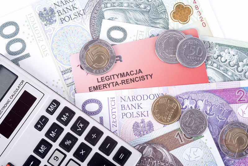 ZUS zapowiada wzrost liczby emerytów i kwot wypłacanych świadczeń w 2026 roku