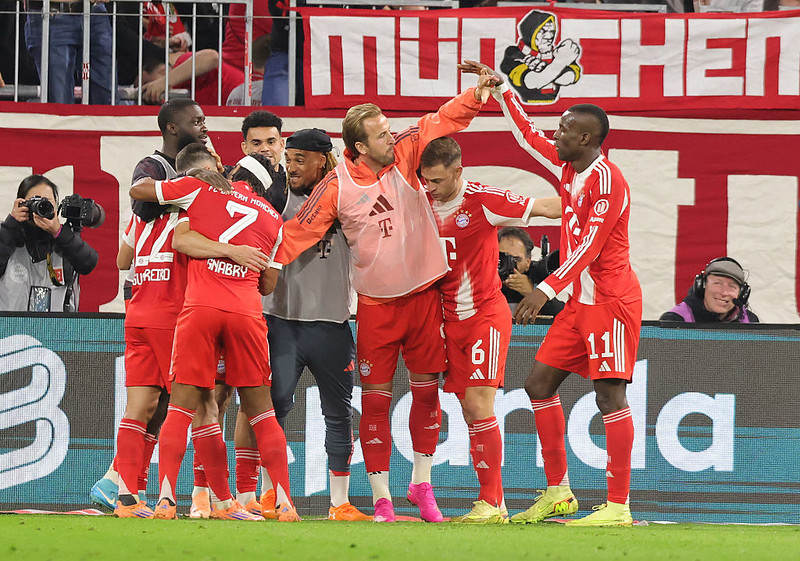 Piłkarska Liga Mistrzów: Trener PSG podziwia formę Bayernu przed dzisiejszym meczem