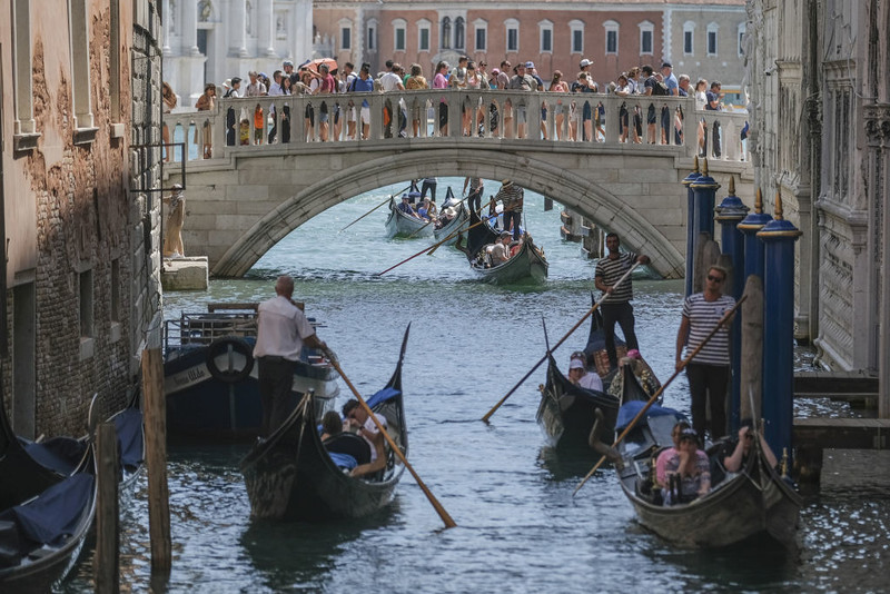 Italy: Venice to maintain city entry fees next year