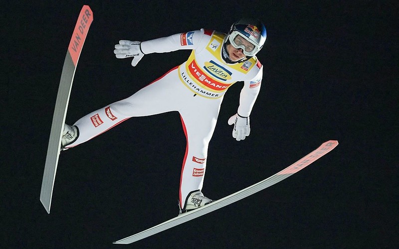 PŚ w skokach: Stoch zajął 13. miejsce, wygrał Austriak Daniel Tschofenig