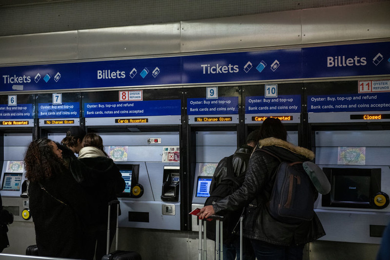 Rail fares to be frozen in England next year 
