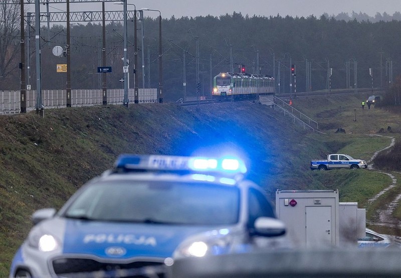 "Le Figaro": Polska coraz bardziej doświadcza skutków rosyjskiej wojny hybrydowej