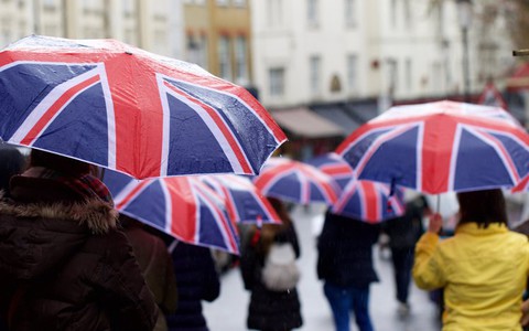 Europejskie upały nie dla mieszkańców UK. Przed nami dwa dni obfitych deszczów