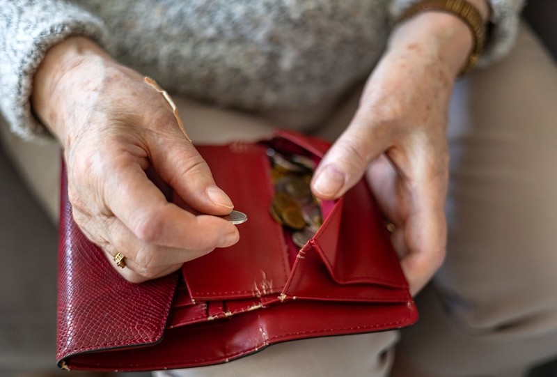 Raport: Niemal 2 mln ludzi w Polsce żyje w skrajnym ubóstwie