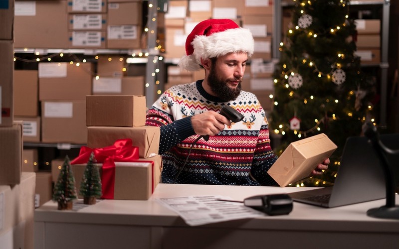 Post Office urges customers to send parcels before busiest day on December 8