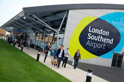 Opóźniony lot z Gatwick czy Heathrow? Londyńskie lotnisko Southend sfinansuje twoją podróż