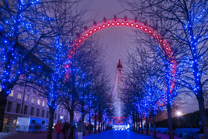 London Eye oferuje nową świąteczną atrakcję. W jednej z kapsuł można spotkać św. Mikołaja