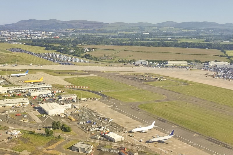 Awaria na lotnisku w Edynburgu. Wszystkie loty na pewien czas wstrzymano