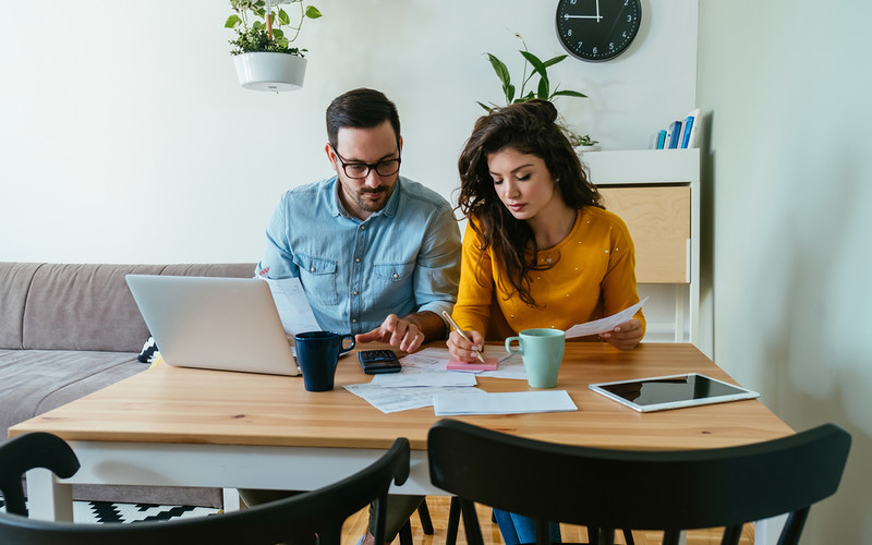 Reforma składek emerytalnych w UK. Miliony pracowników stracą na nowych zasadach