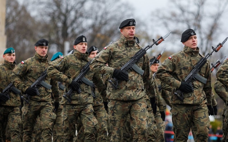 Sondaż dla WP: 59,4 proc. Polaków uważa, że powinna wrócić obowiązkowa zasadnicza służba wojskowa