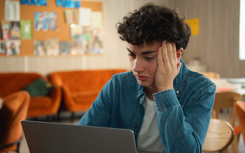 ‘I feel it’s a friend’: quarter of teenagers turn to AI chatbots for mental health support 