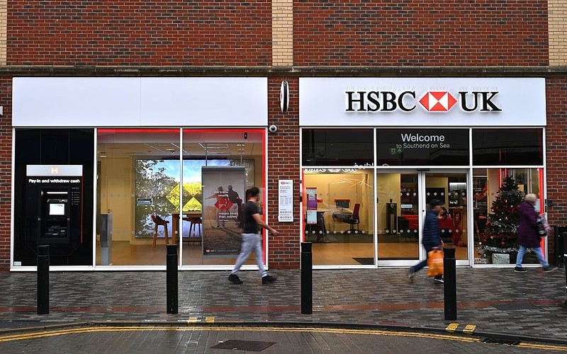 Banki w UK podpowiedzą klientom, gdzie mogą zainwestować swoje pieniądze