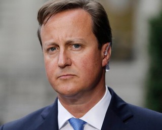Cameron "nie odpuszcza" w sprawie Junckera