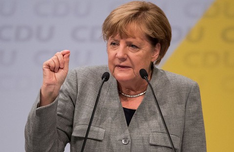Merkel zapowiada dalszą walkę o podział uchodźców w UE