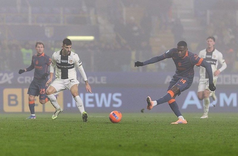 Serie A: Victory for the leader, draw for the champion