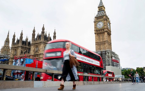 "The Times": Obywatele UE będą mogli podróżować do UK bez wiz po Brexicie