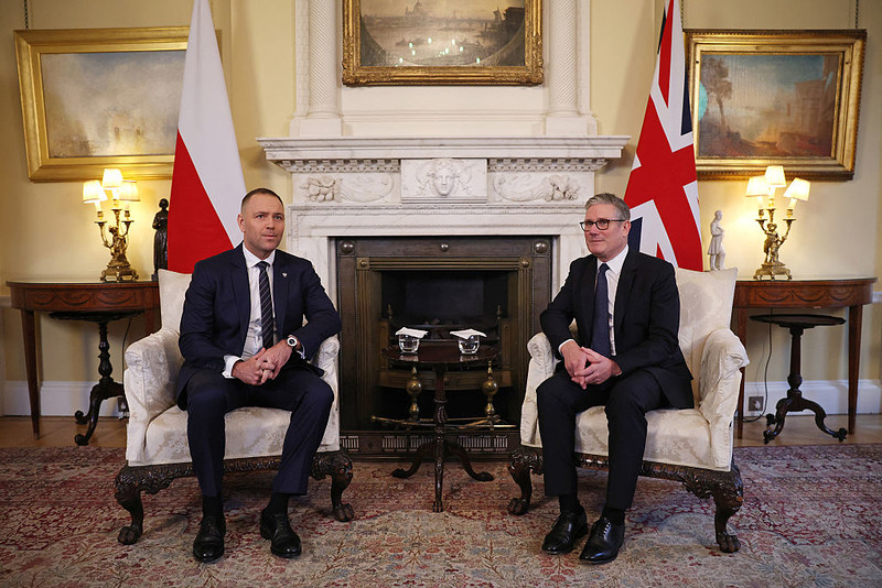 Nawrocki po spotkaniu ze Starmerem: Bezpieczeństwo i współpraca wojskowa w centrum rozmów