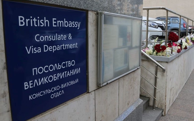 Brytyjskie MSZ: "Dokładnie rozważymy" reakcję na wydalenie z Rosji naszego dyplomaty