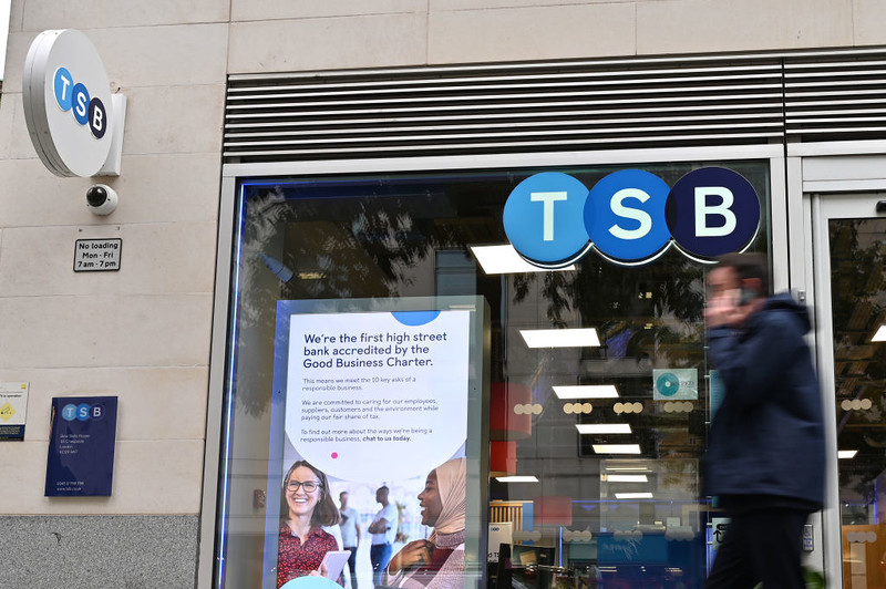 Bank TSB oferuje do 200 funtów nowym klientom za przeniesienie konta. Jak skorzystać z oferty?