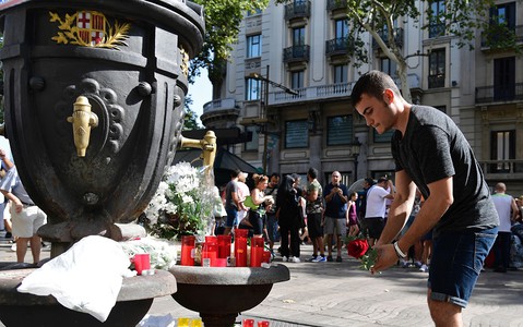 Zamachy w Katalonii: Liczba rannych wzrosła do 130, zabitych do 14