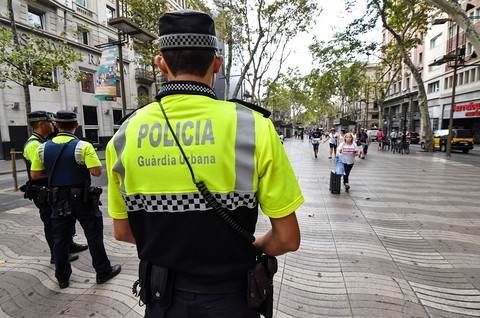 Trwają poszukiwania kierowcy furgonetki z Barcelony