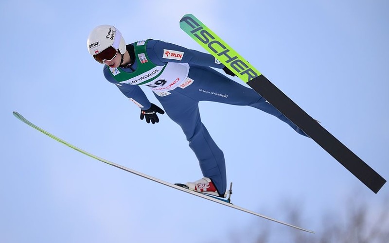 PŚ w skokach: Tomasiak 12. w Sapporo, znów wygrał Prevc