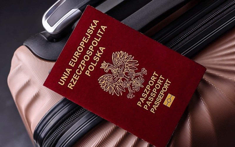 Polish passport still better than British. The latest list of the world's "strongest" passports