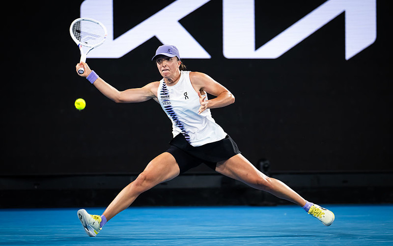 Australian Open: Świątek w 1/8 finału po trzysetowym boju z Kalinską