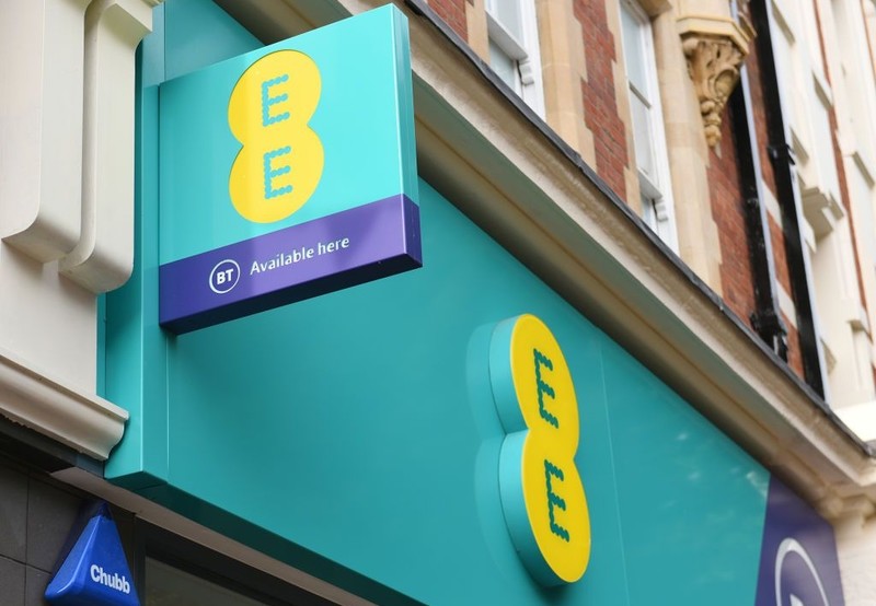 Ranking sieci komórkowych w Wielkiej Brytanii: EE liderem w większości kategorii